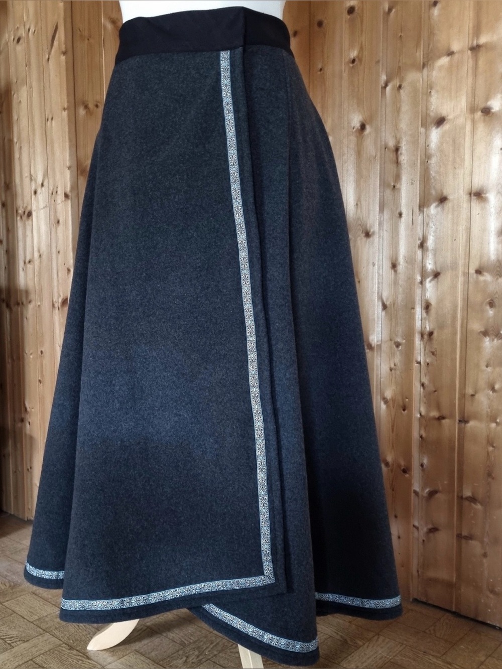 Wool Skirt - great for riding by Toraxacum (Etsy)